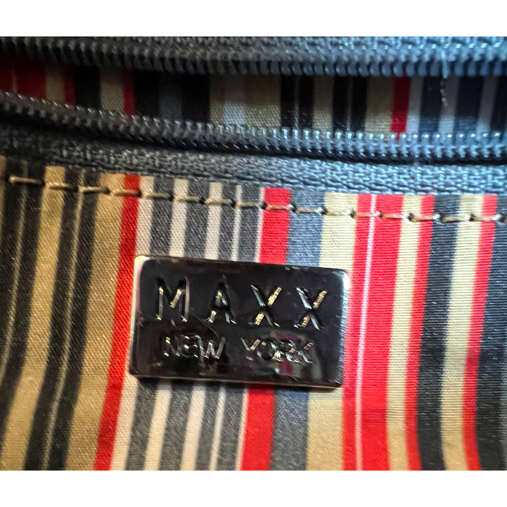 MAXX New York Black Leather Shoulder Bag Hobo Purse Large Pocket Handbag Silver - Picture 15 of 16